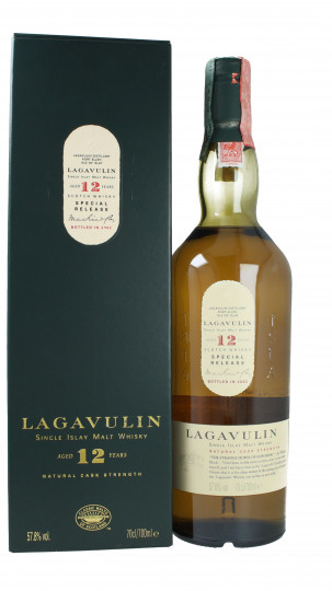 Lagavulin Islay  Scotch whisky 12 Years old Bottled 2002 70cl 57.8% OB-First release